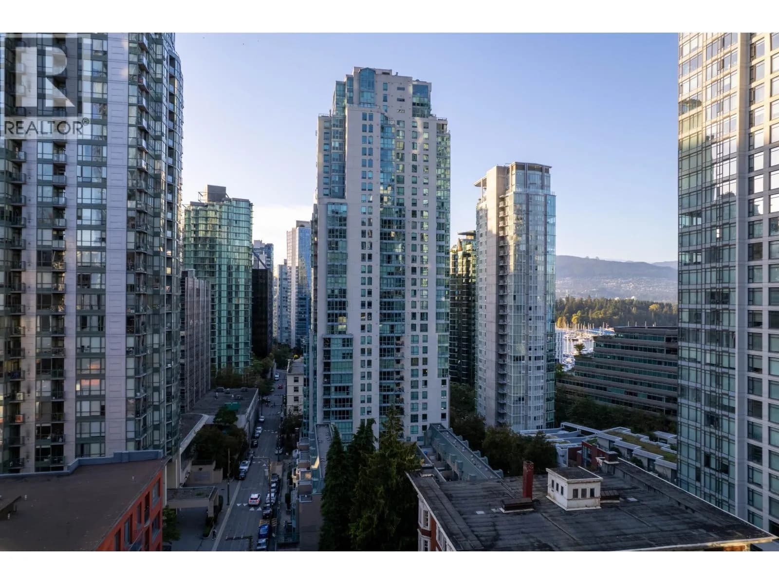 #2904 1238 MELVILLE STREET, Vancouver, BC photo 5
