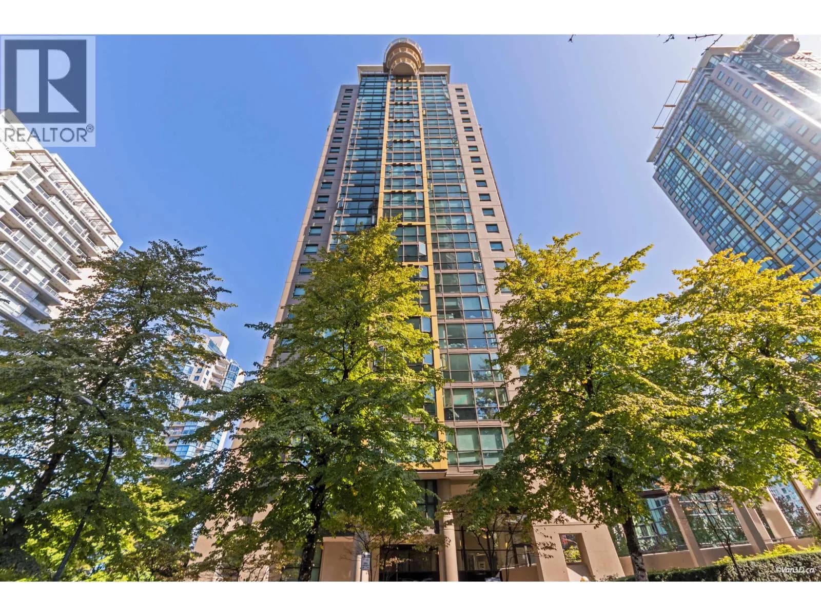 1367 ALBERNI STREET, Vancouver