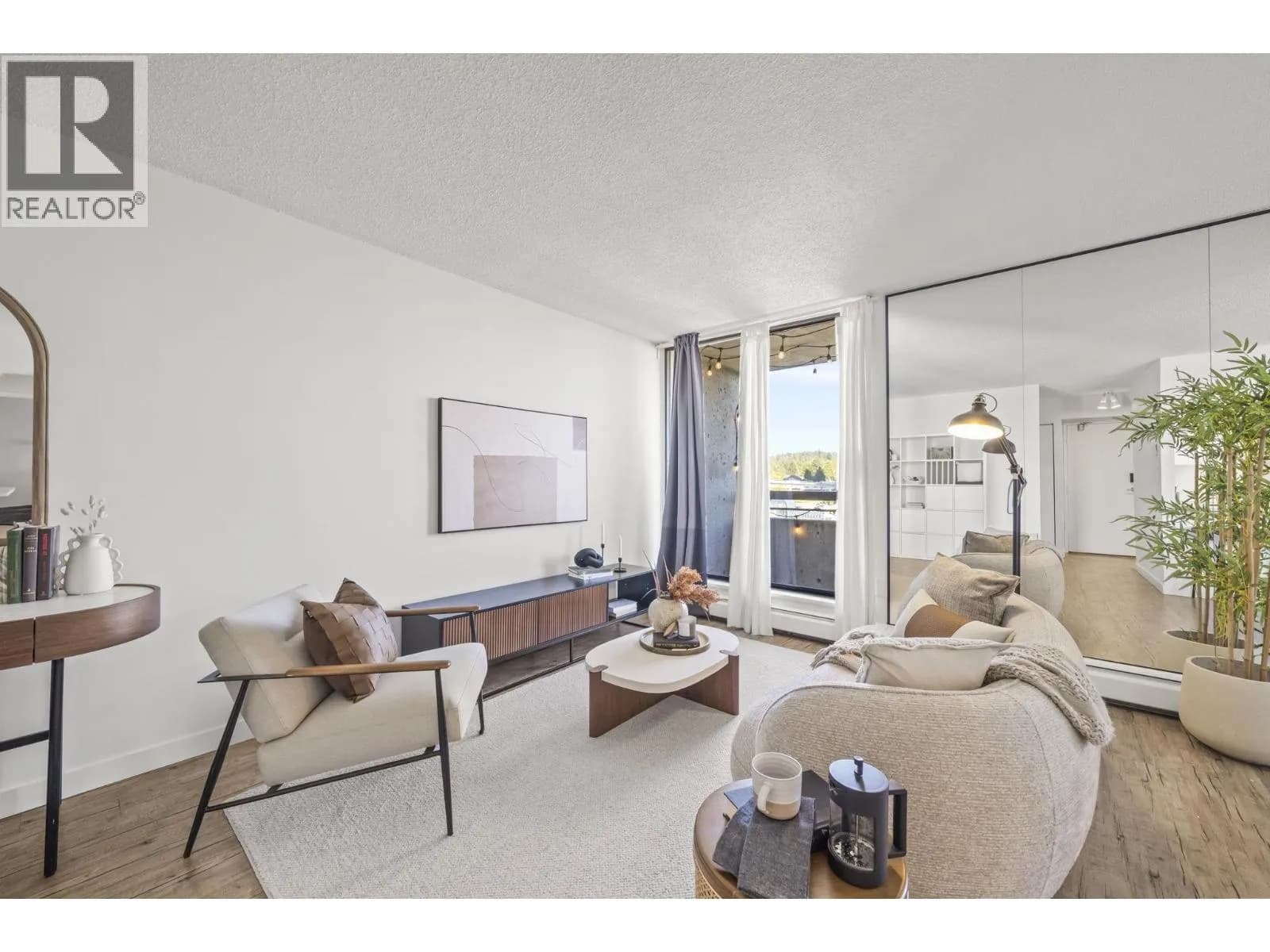3771 BARTLETT COURT, Burnaby