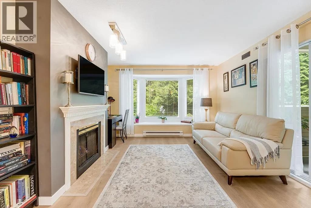#205 6860 RUMBLE STREET, Burnaby, BC photo 2