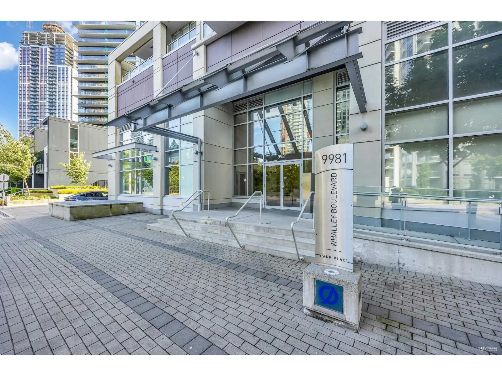 #807 9981 WHALLEY BOULEVARD, Surrey, BC photo 3