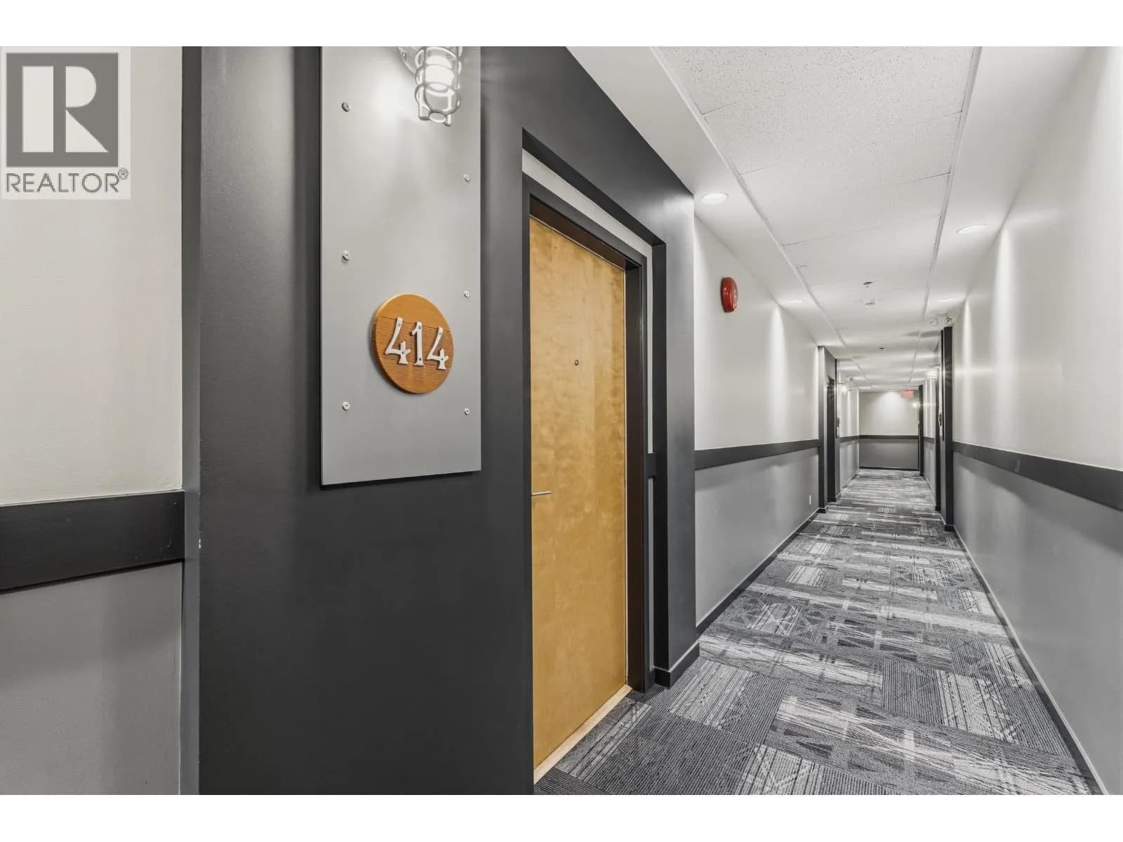 #414 549 COLUMBIA STREET, New Westminster, BC photo 2