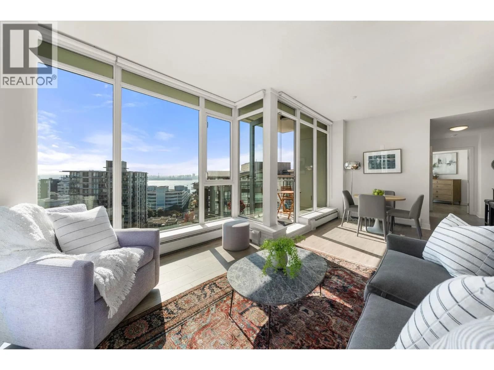 175 W 2ND STREET, North Vancouver