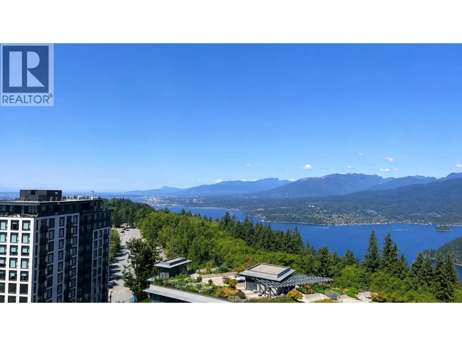 #1301 8761 UNIVERSITY CRESCENT, Burnaby, BC photo 3
