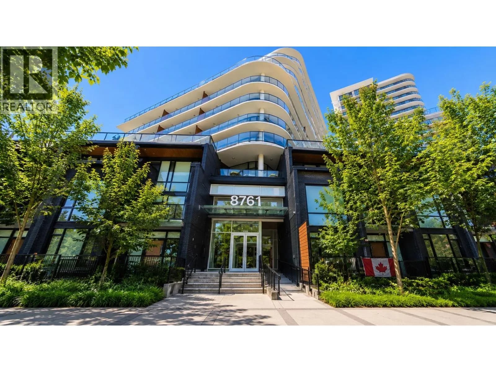 #1301 8761 UNIVERSITY CRESCENT, Burnaby, BC photo 4