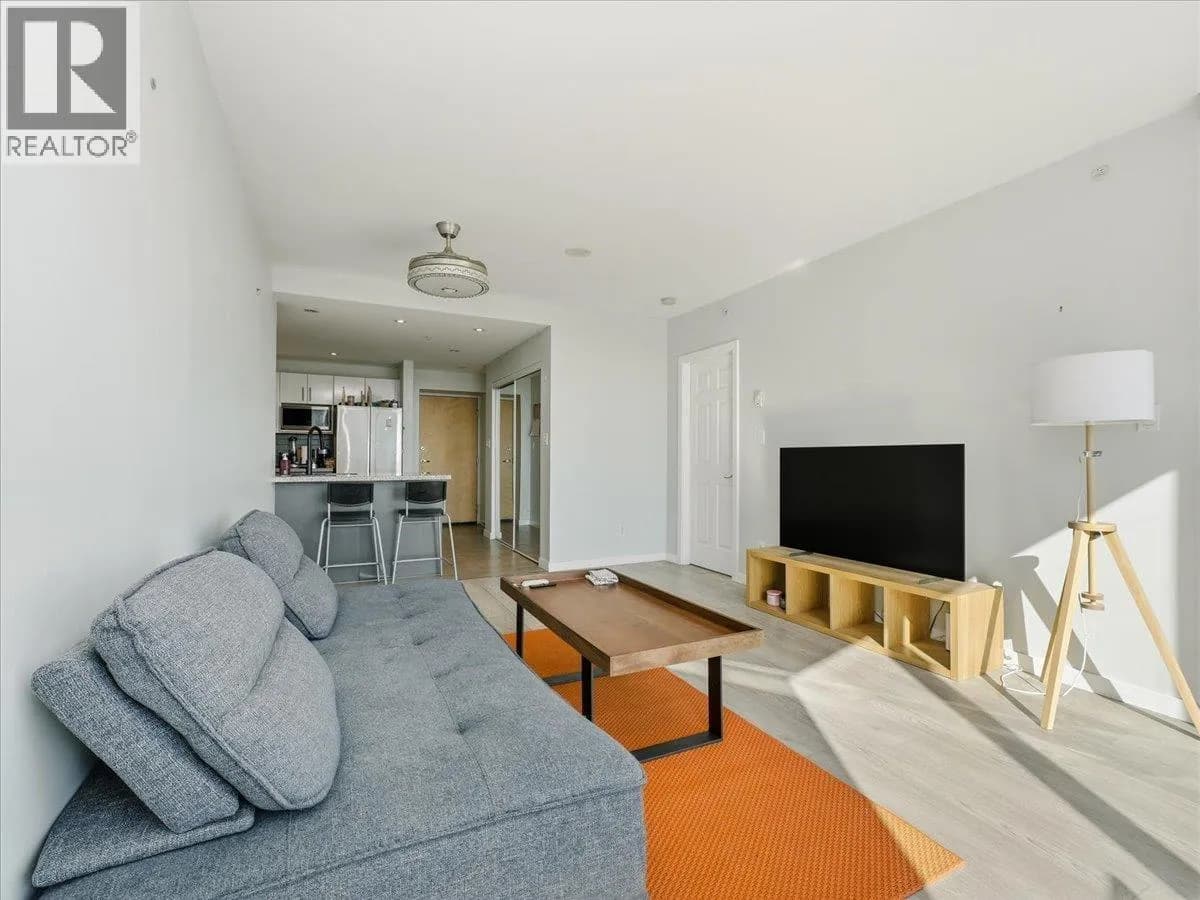 #1710 14 BEGBIE STREET, New Westminster, BC photo 2