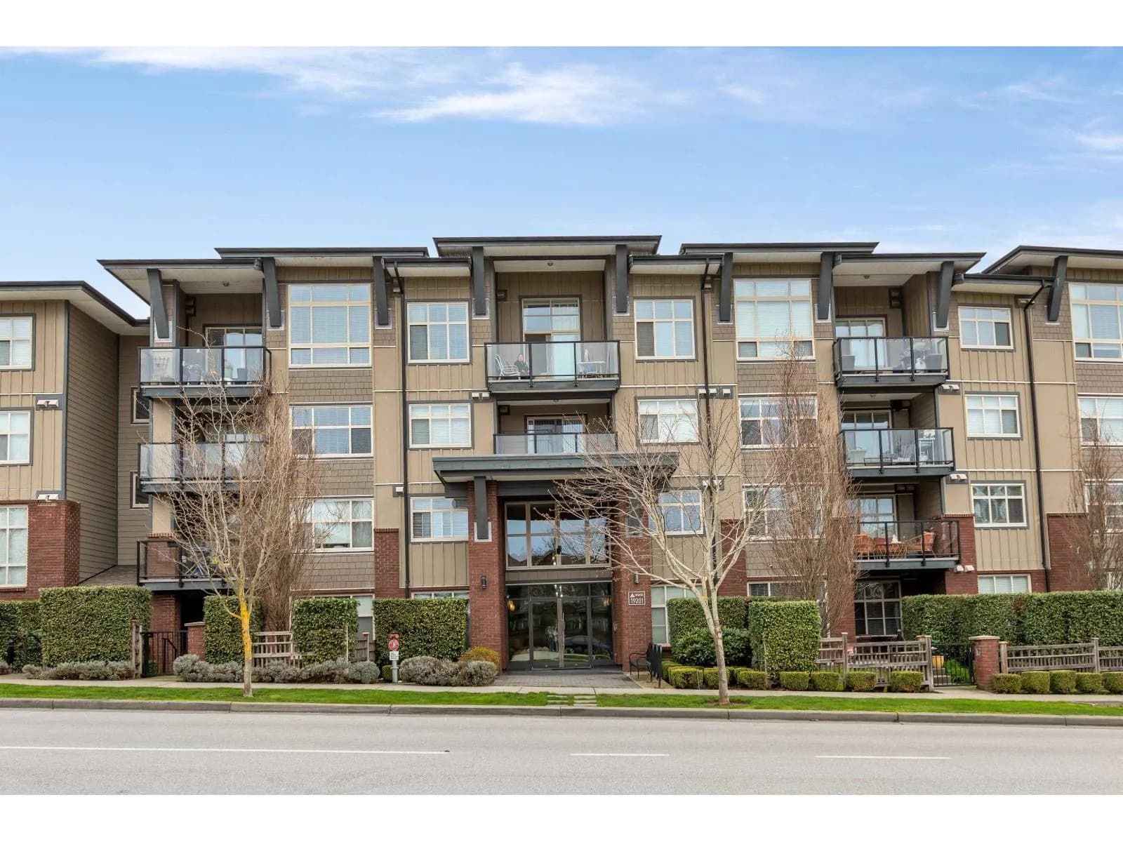#107 19201 66A AVENUE, Surrey, BC photo 3