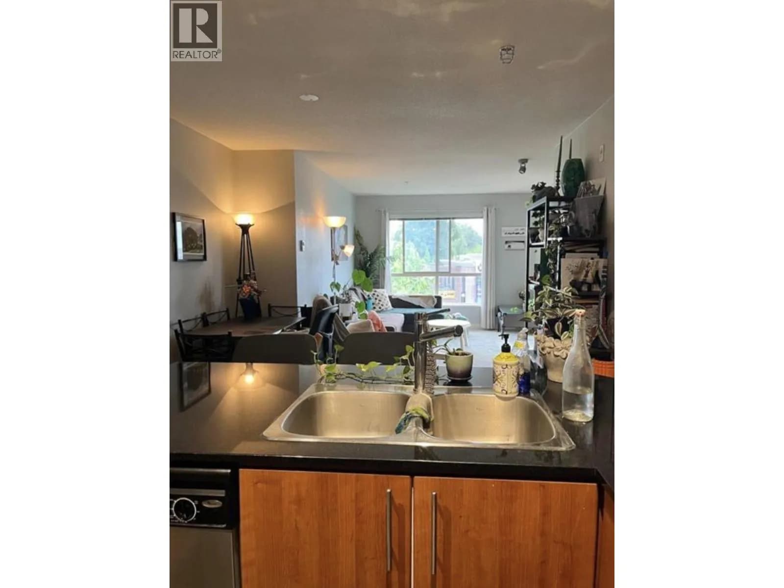 #317 1633 MACKEY AVENUE, North Vancouver, BC photo 3