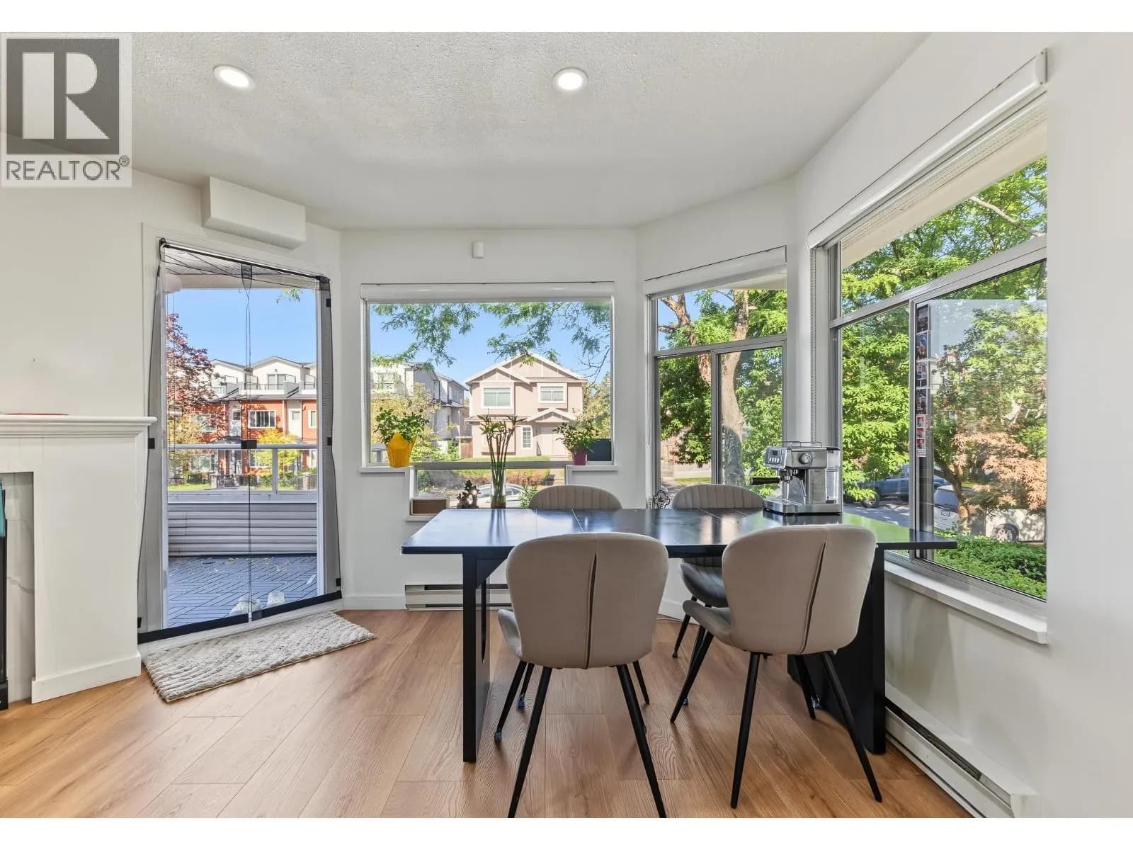 #302 3638 RAE AVENUE, Vancouver, BC photo 4