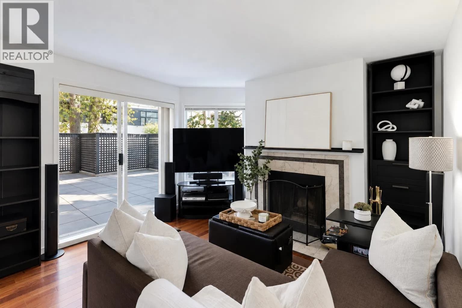 555 W 14TH AVENUE, Vancouver