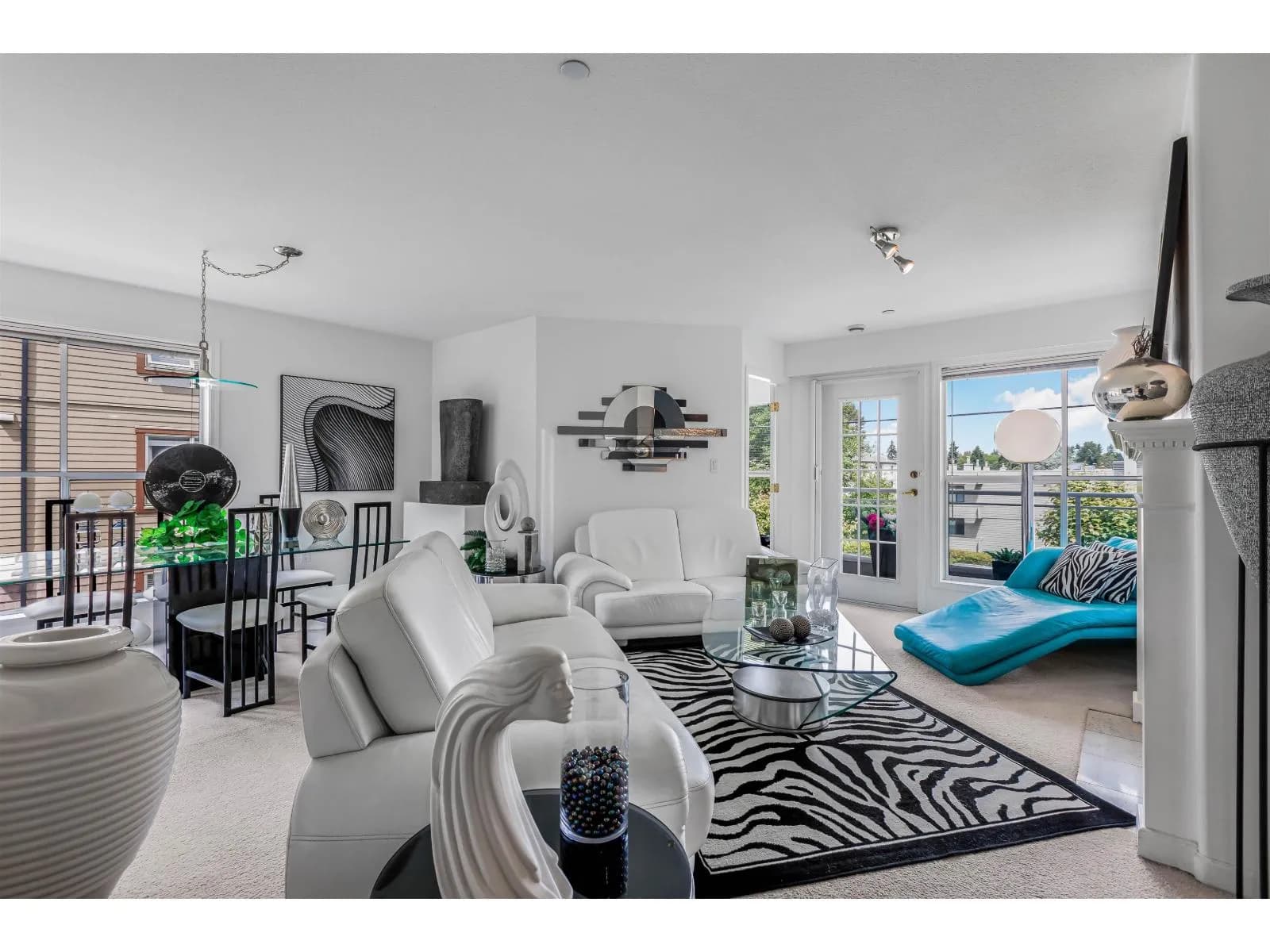 15290 18TH AVENUE, Surrey