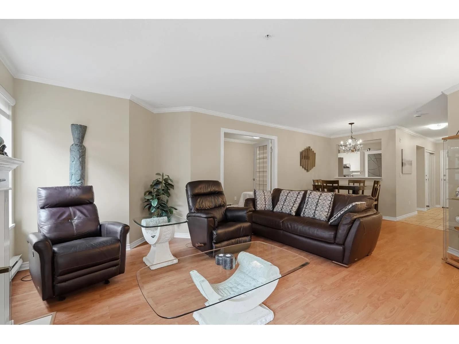 15272 20 AVENUE, Surrey, BC photo 4