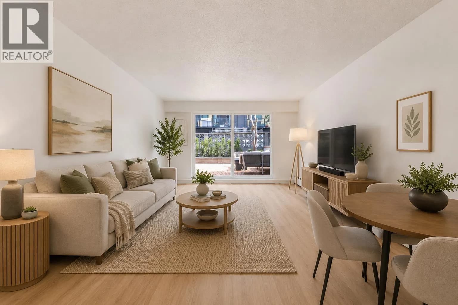 #102 270 W 3RD STREET, North Vancouver, BC photo 5