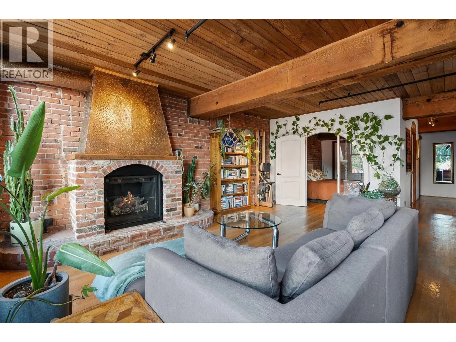 #305 41 ALEXANDER STREET, Vancouver, BC photo 5
