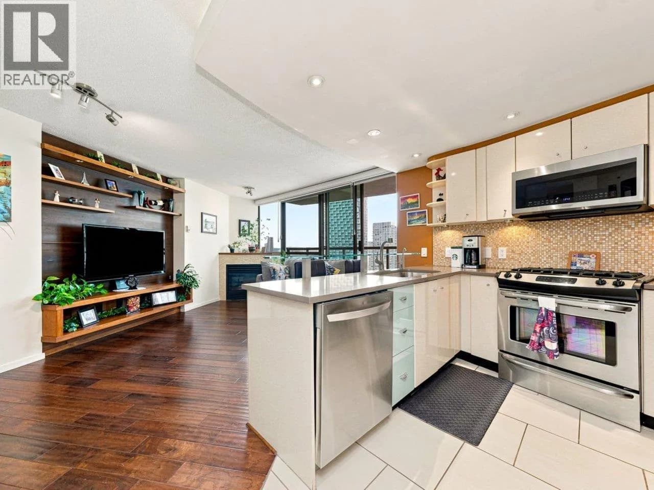 #2307 501 PACIFIC STREET, Vancouver, BC photo 2