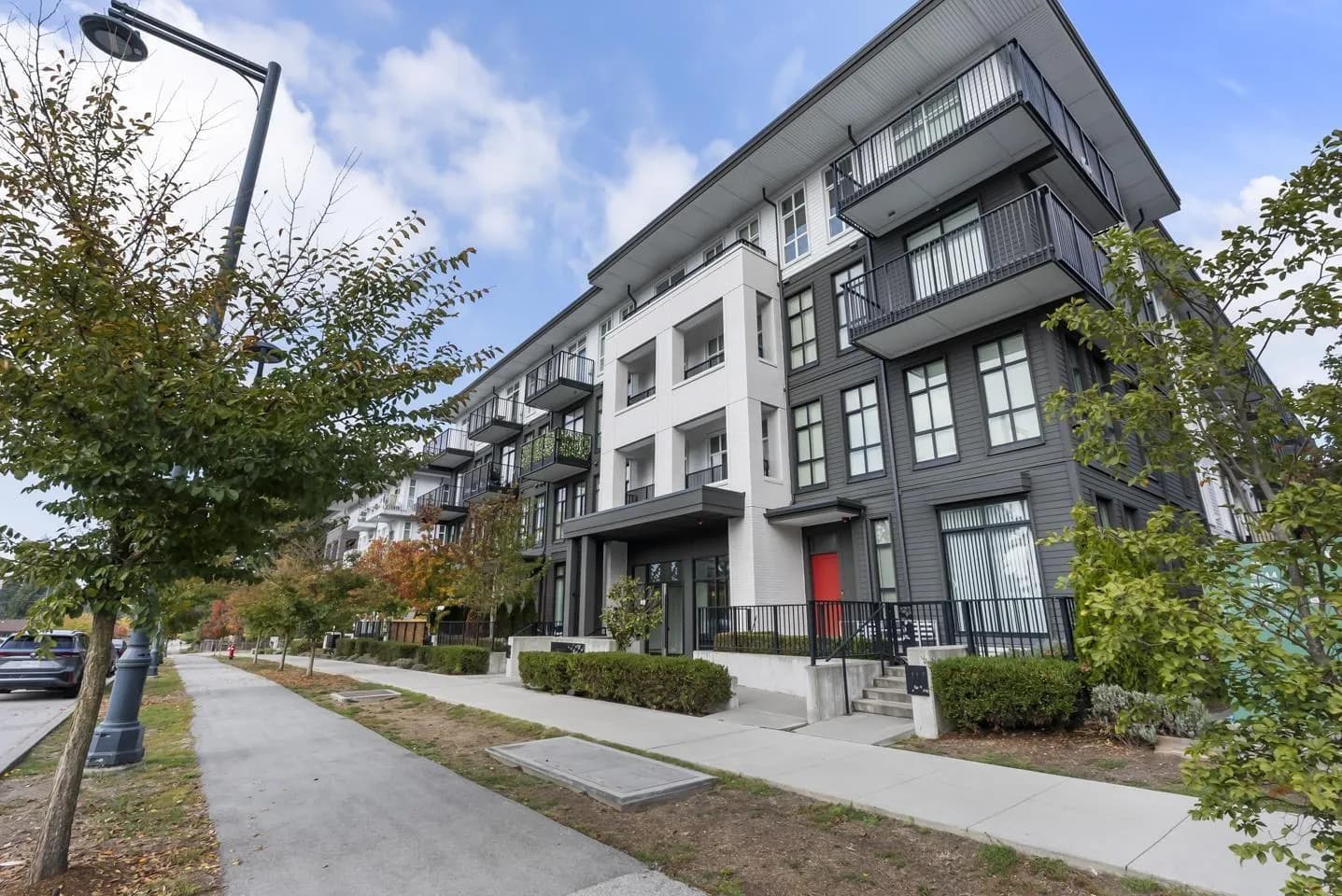 13933 105 BOULEVARD, Surrey
