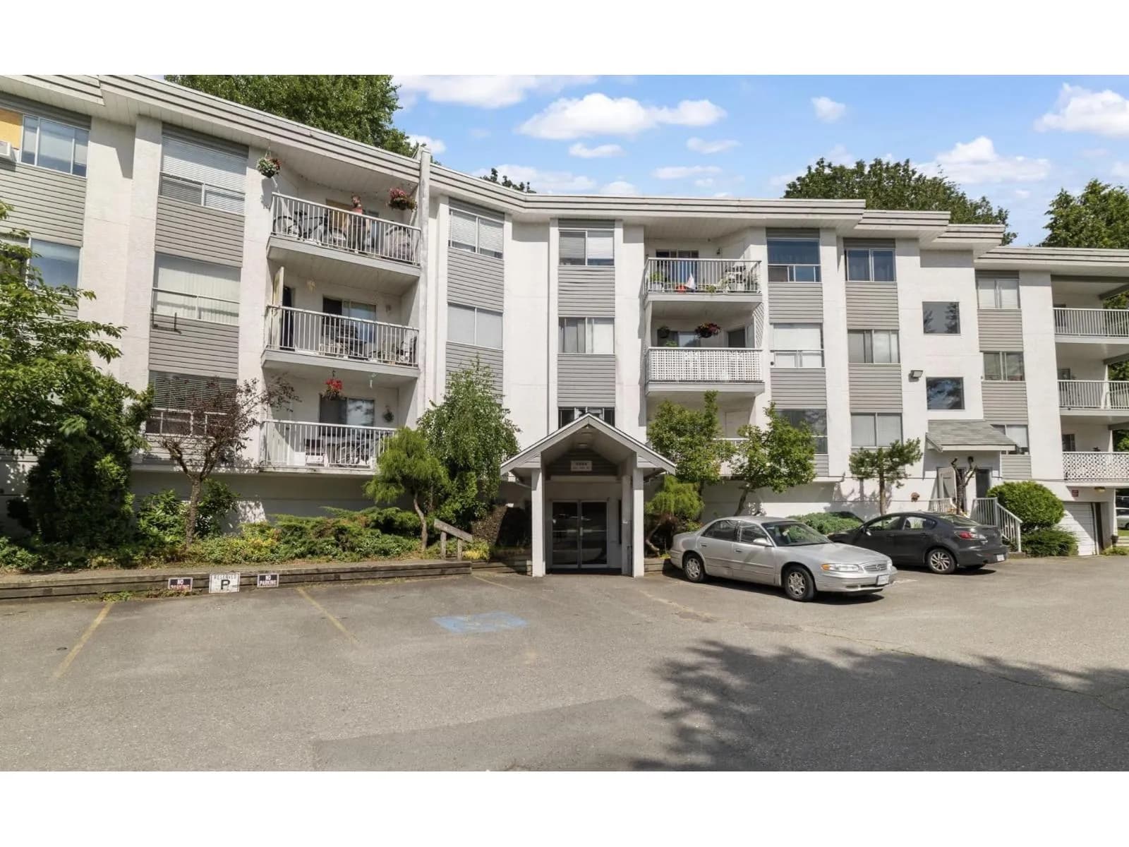 2535 HILL-TOUT STREET, Abbotsford