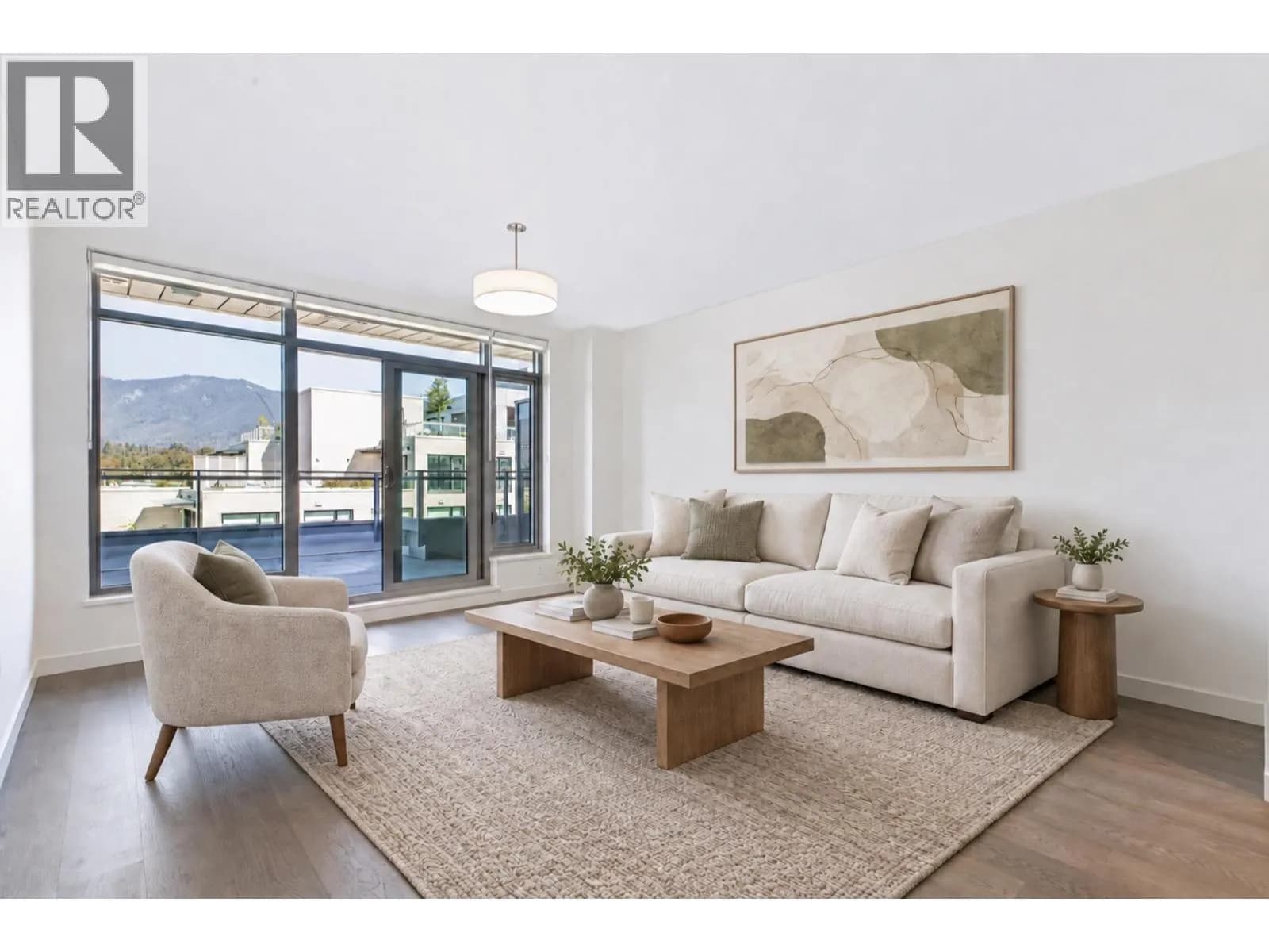 #704 777 HARBOUR WAY, Vancouver, BC photo 3