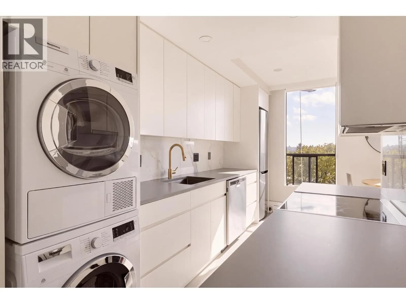 #902 2370 W 2ND AVENUE, Vancouver, BC photo 5