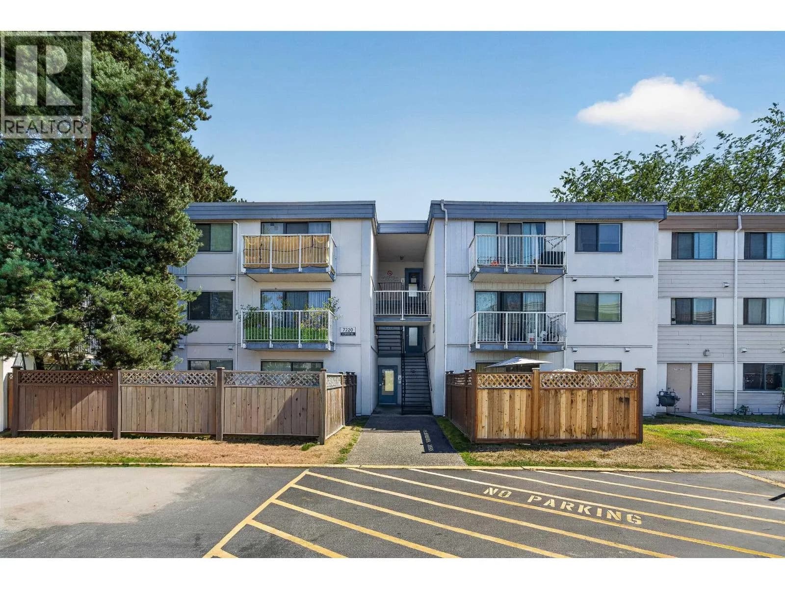 #203 7220 LINDSAY ROAD, Richmond, BC photo 3