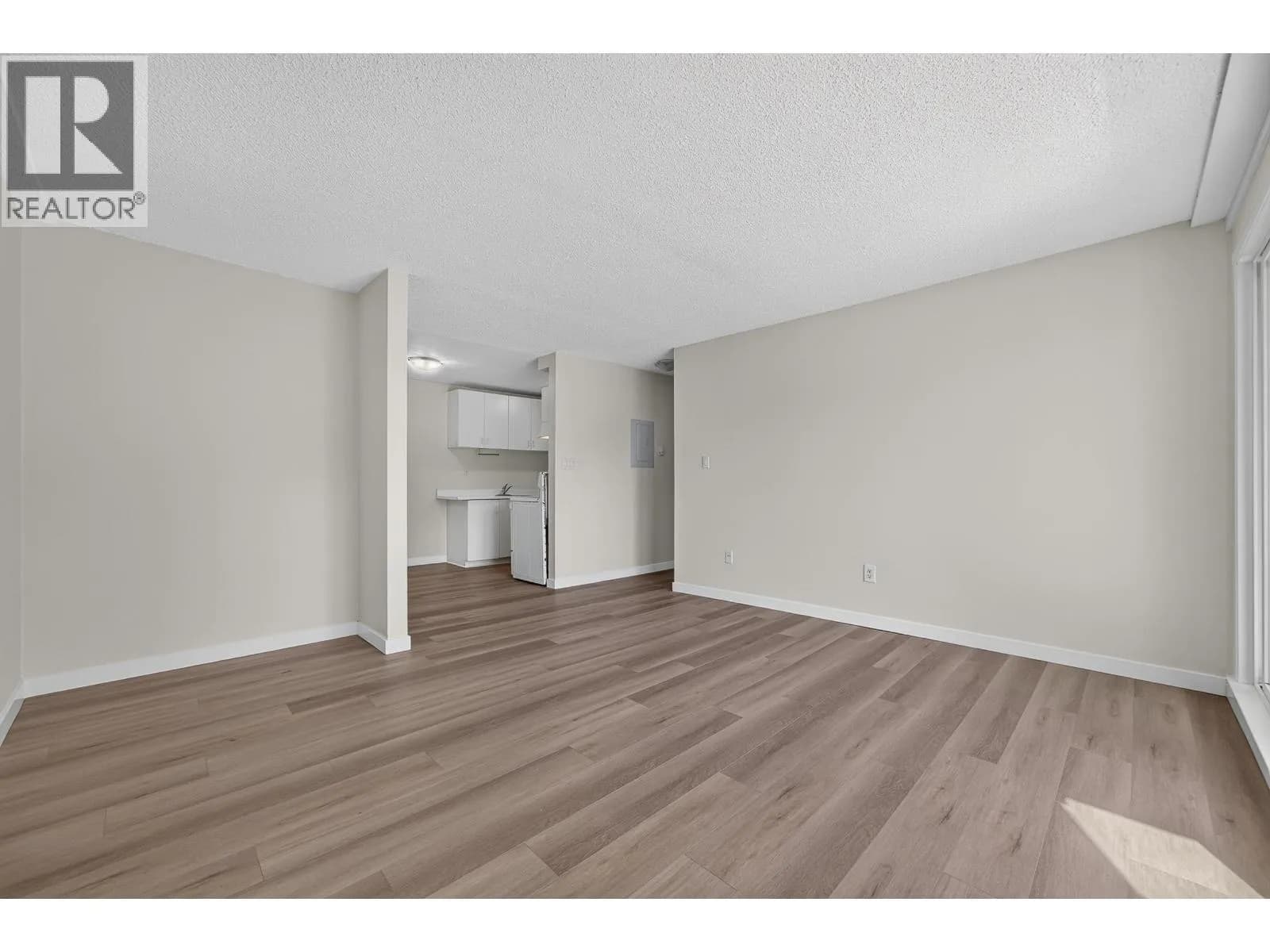 #203 7220 LINDSAY ROAD, Richmond, BC photo 4