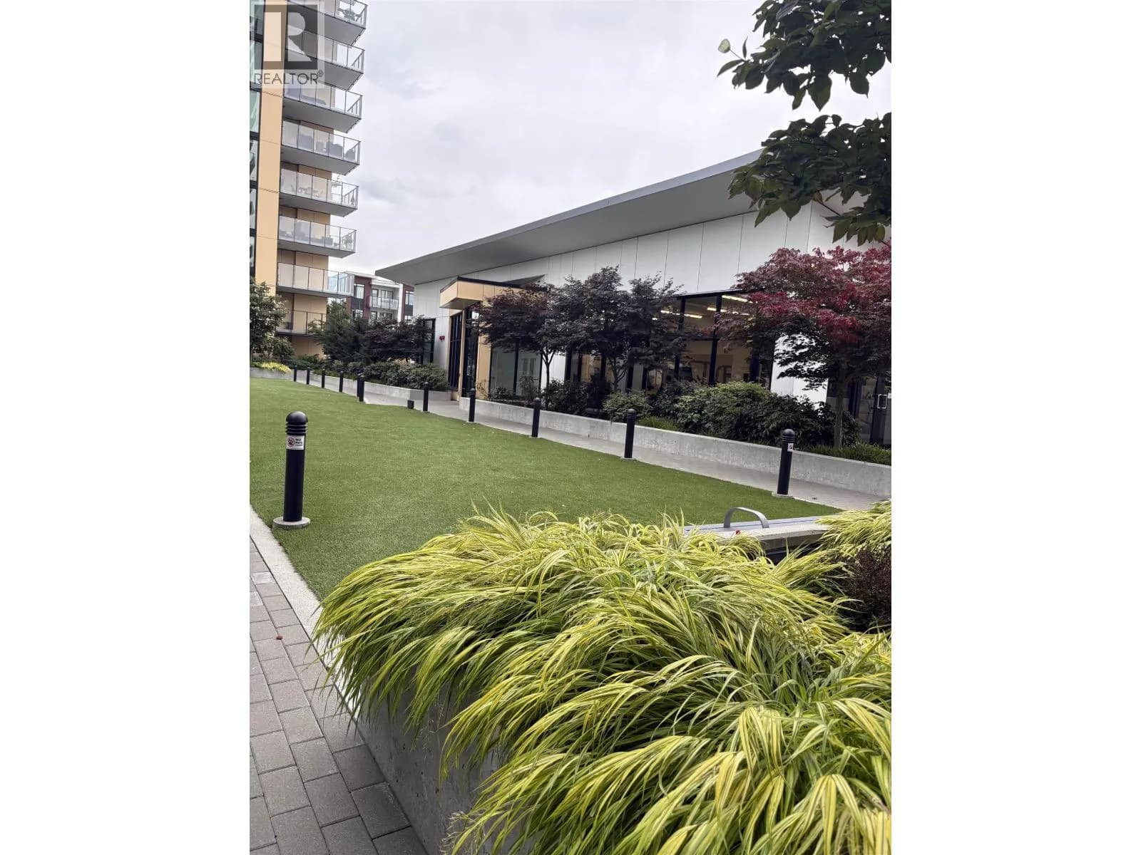 #501 1401 HUNTER STREET, North Vancouver, BC photo 5
