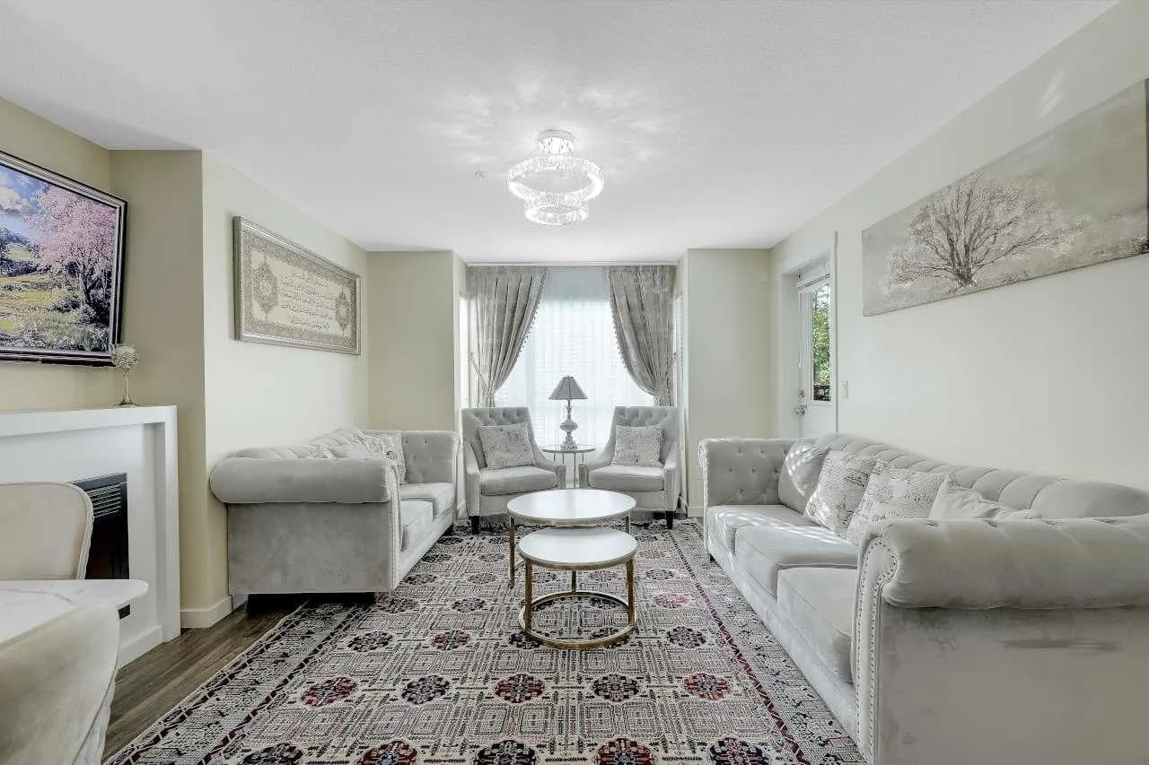 #205 14960 102A AVENUE, Surrey, BC photo 2