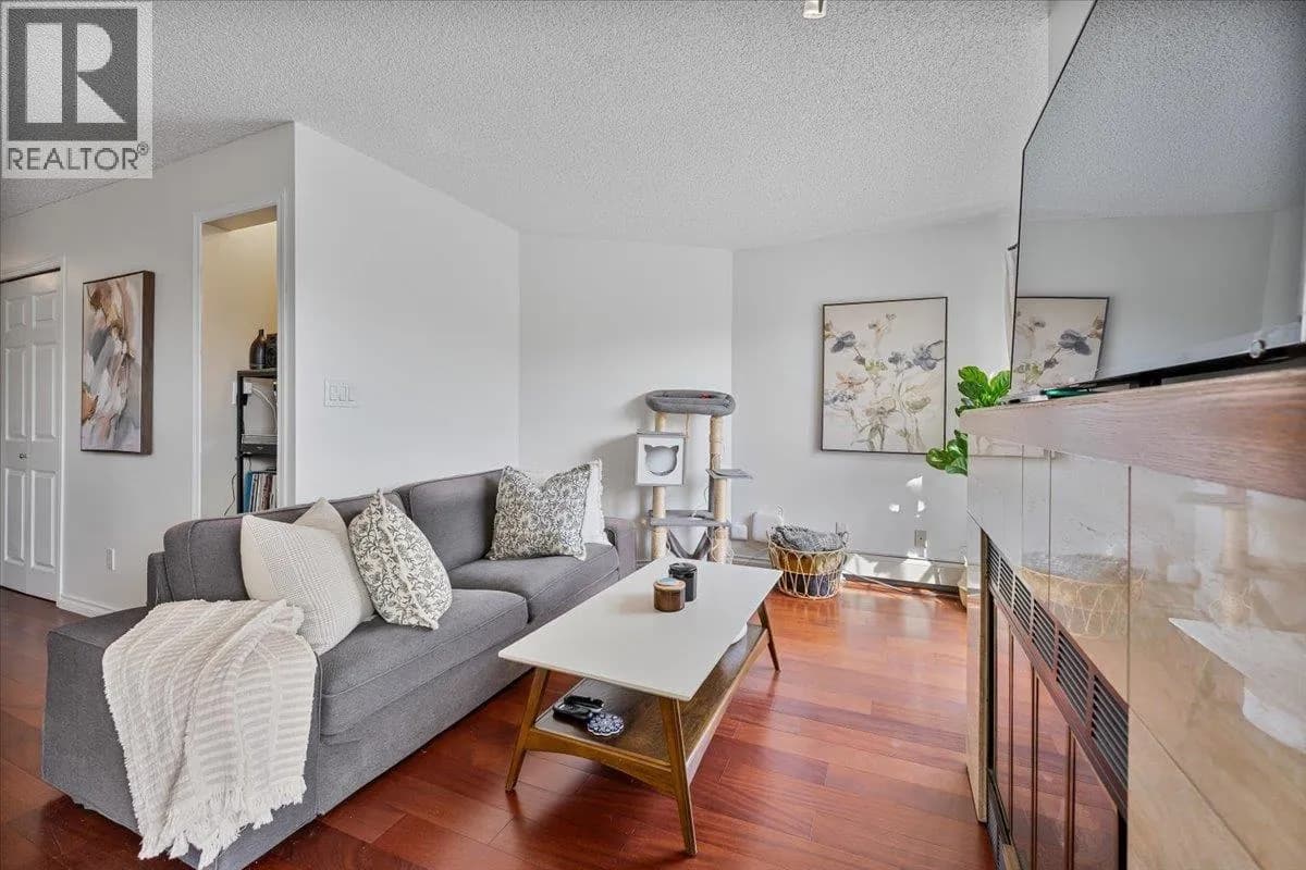 #313 12 K DE K COURT, New Westminster, BC photo 2
