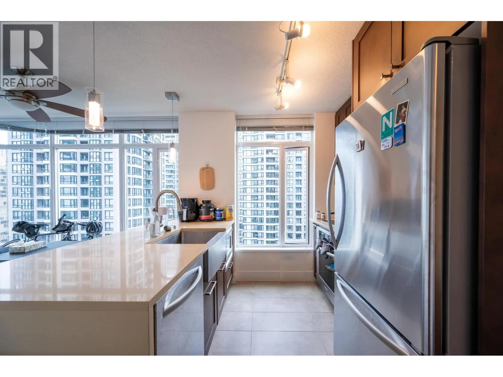 #1408 888 HOMER STREET, Vancouver, BC photo 5