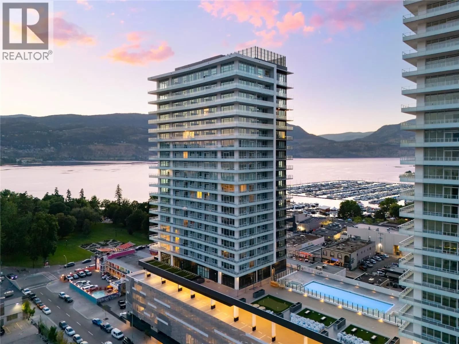 #2105 1626 Water Street, Kelowna, BC photo 4