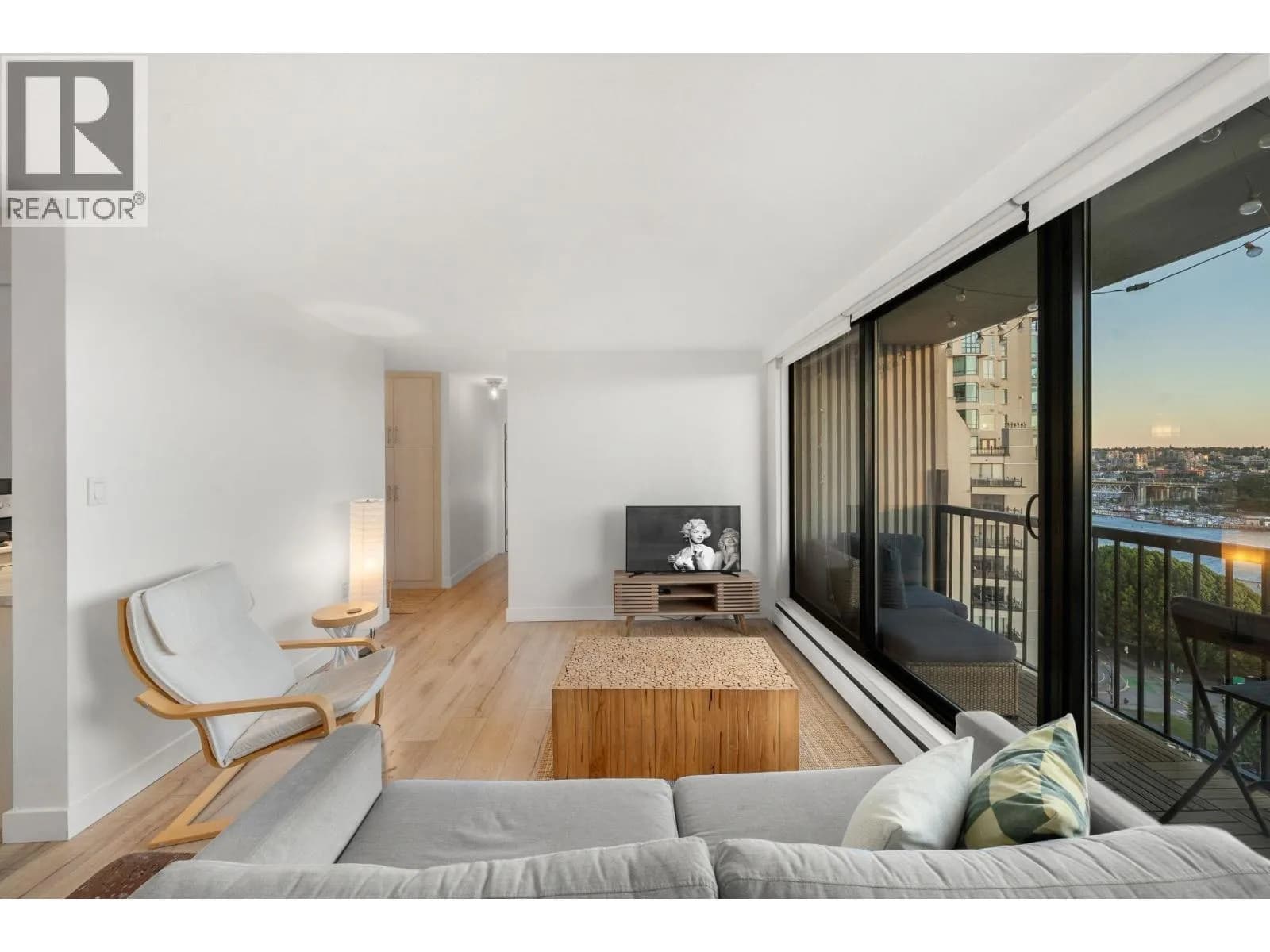 #1207 1330 HARWOOD STREET, Vancouver, BC photo 4