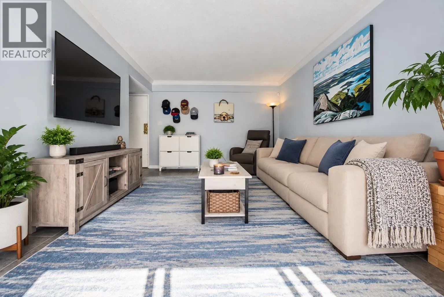 1270 ROBSON STREET, Vancouver