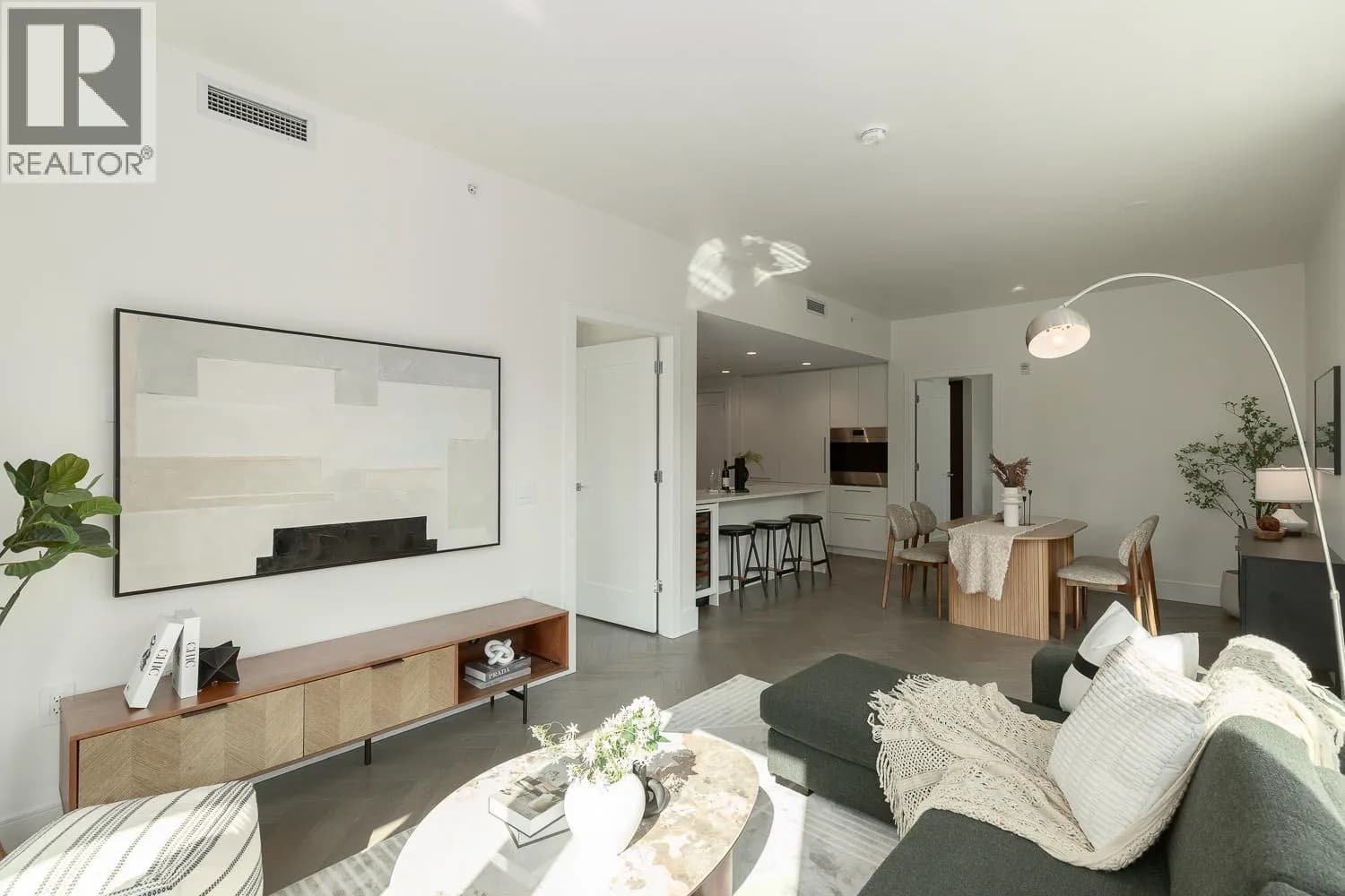 #307 4685 CAMBIE STREET, Vancouver, BC photo 5