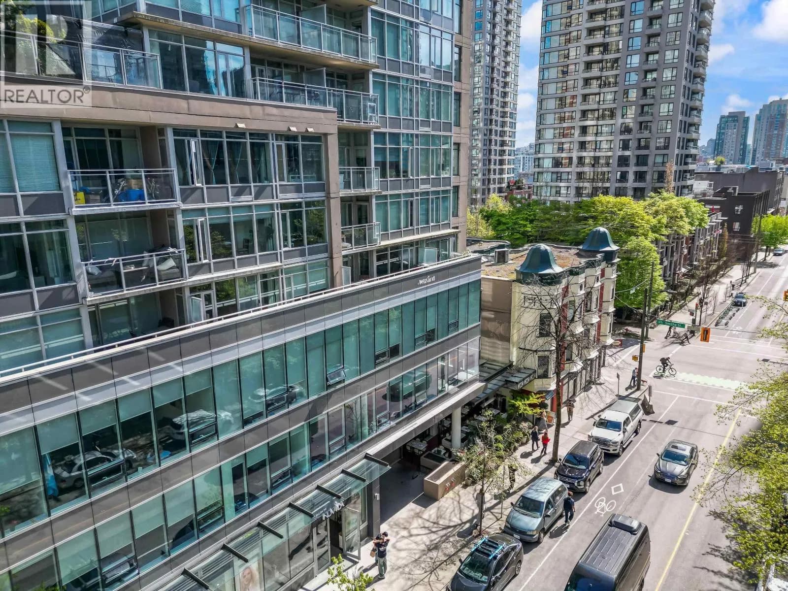 888 HOMER STREET, Vancouver