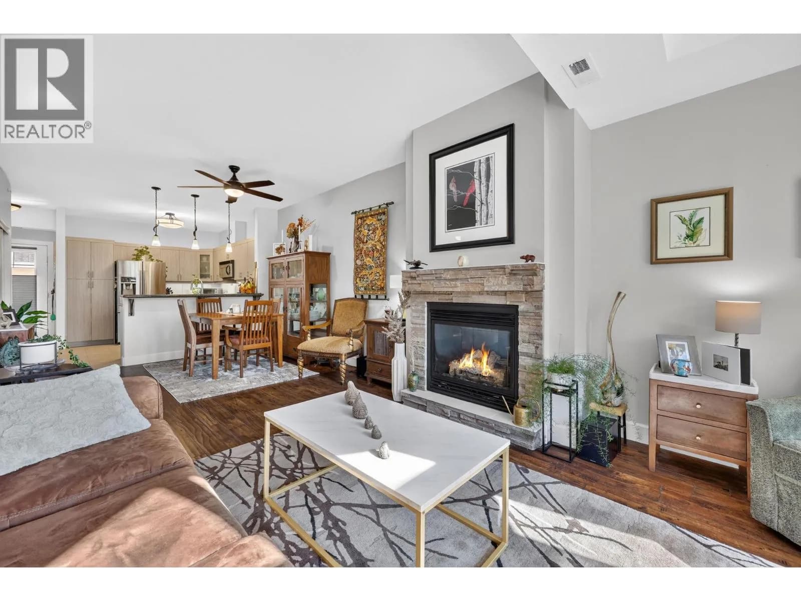 #327 3996 Beach Avenue, Peachland, BC photo 4