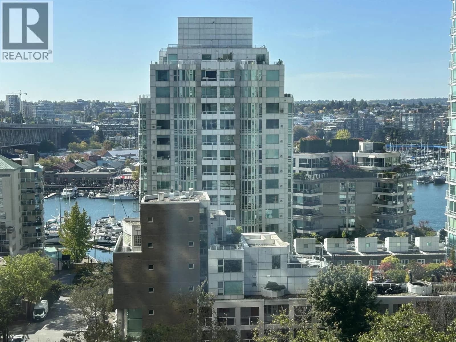 #1004 1455 HOWE STREET, Vancouver, BC photo 2