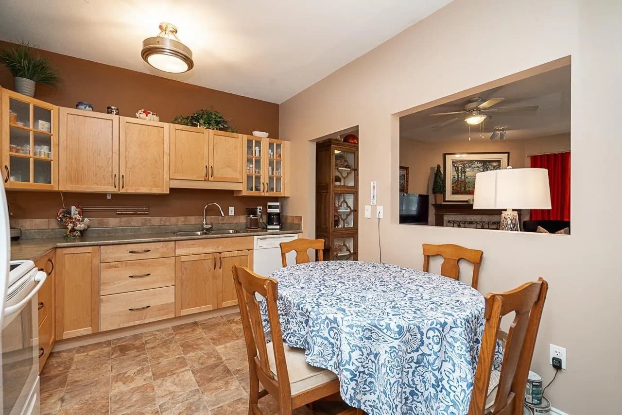 #304 5489 201 STREET, Langley, BC photo 5