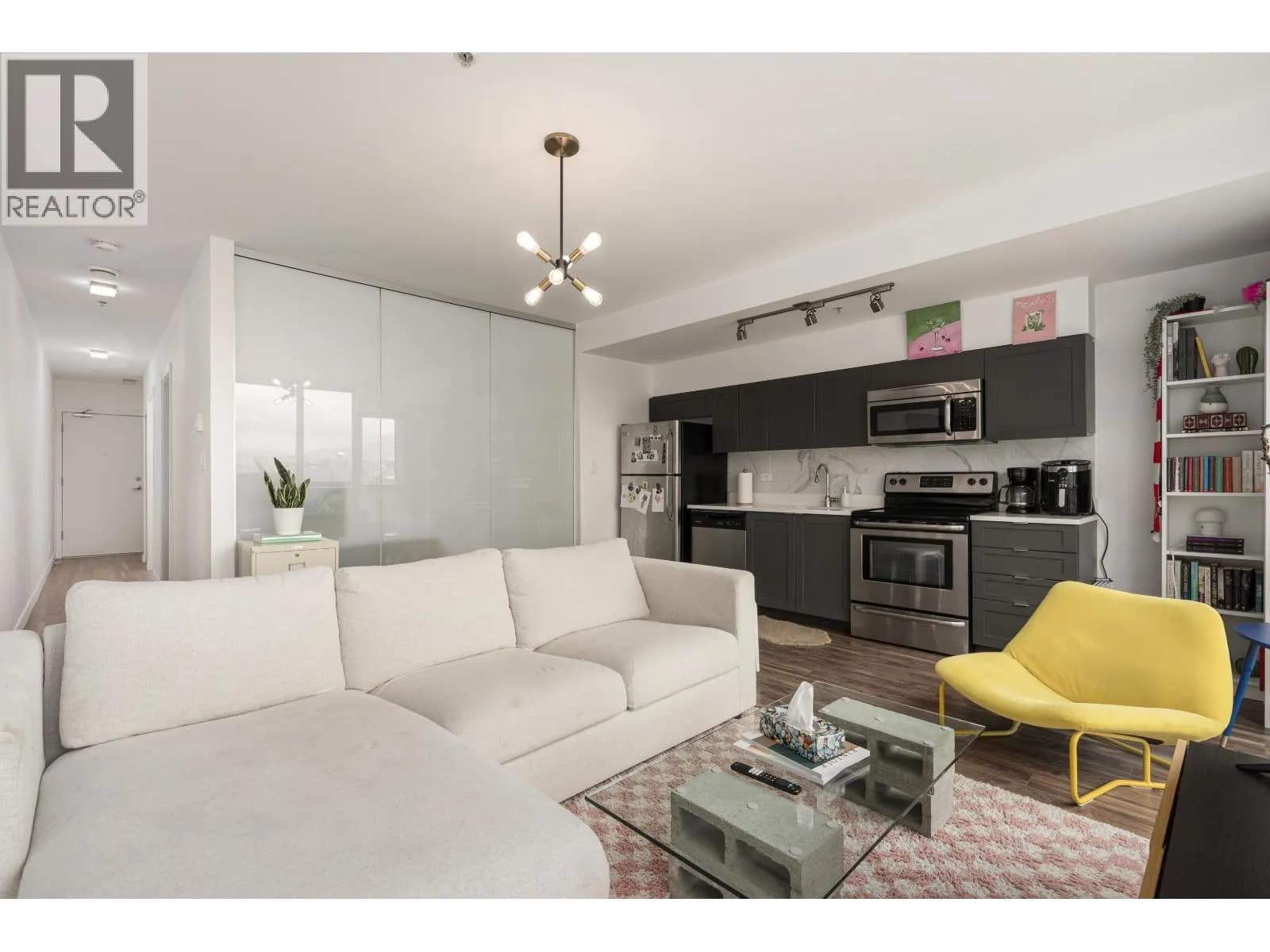#208 2511 QUEBEC STREET, Vancouver, BC photo 5