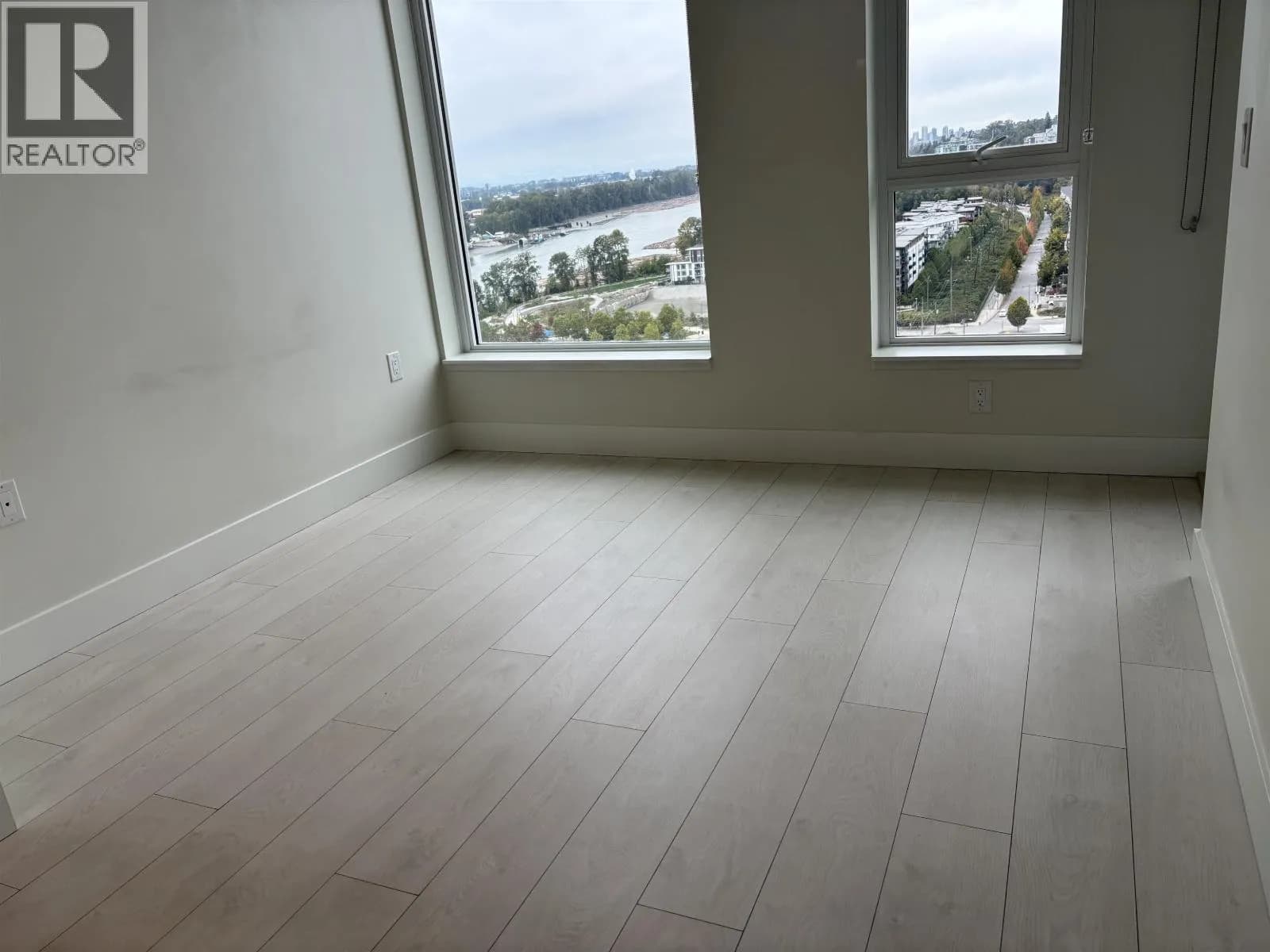 #1804 3438 SAWMILL CRESCENT, Vancouver, BC photo 5