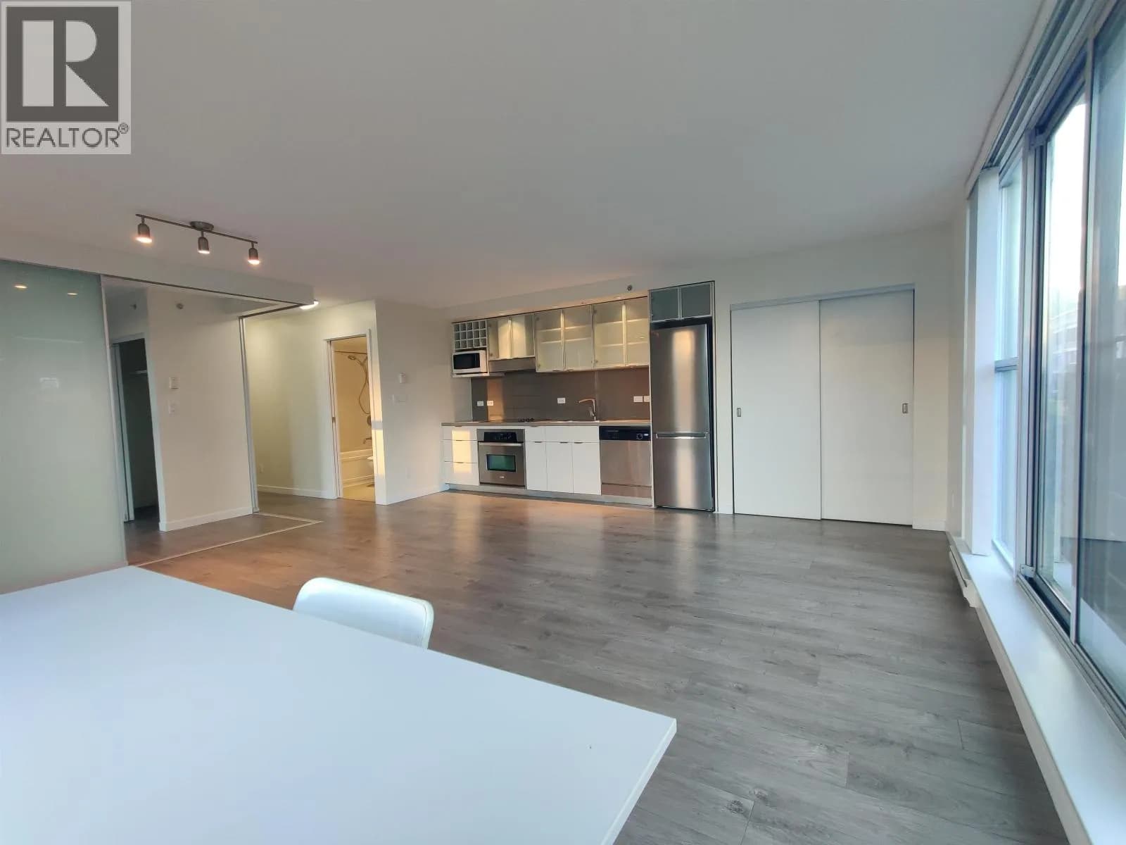 168 POWELL STREET, Vancouver