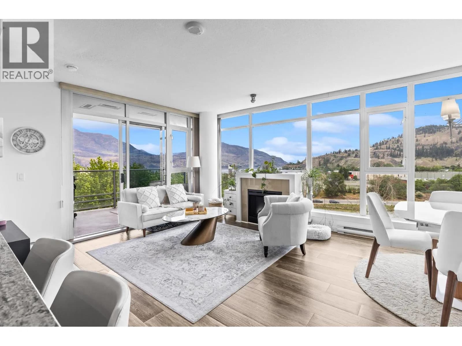 1075 Sunset Drive, Kelowna