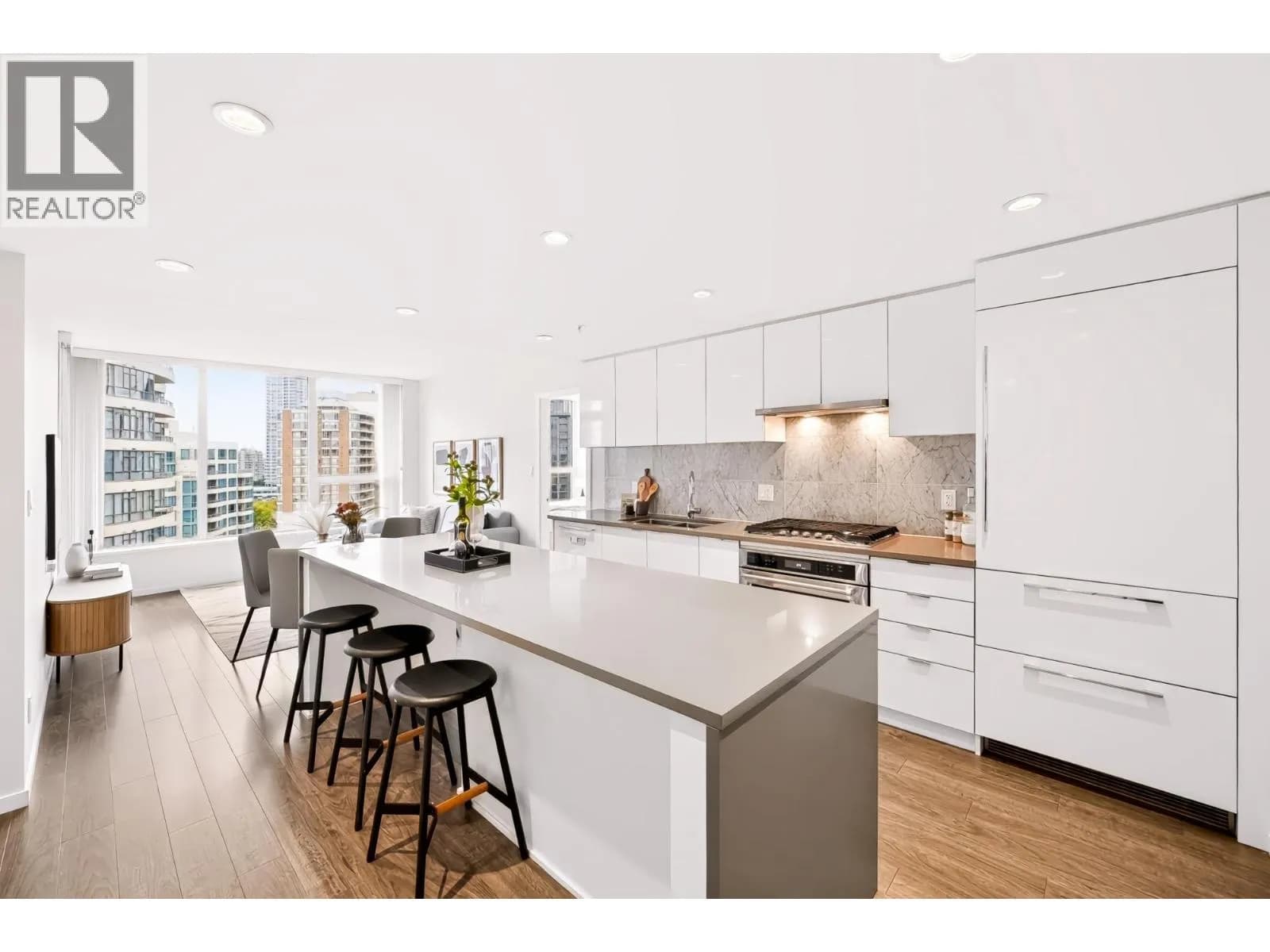#1702 5883 BARKER AVENUE, Burnaby, BC photo 5