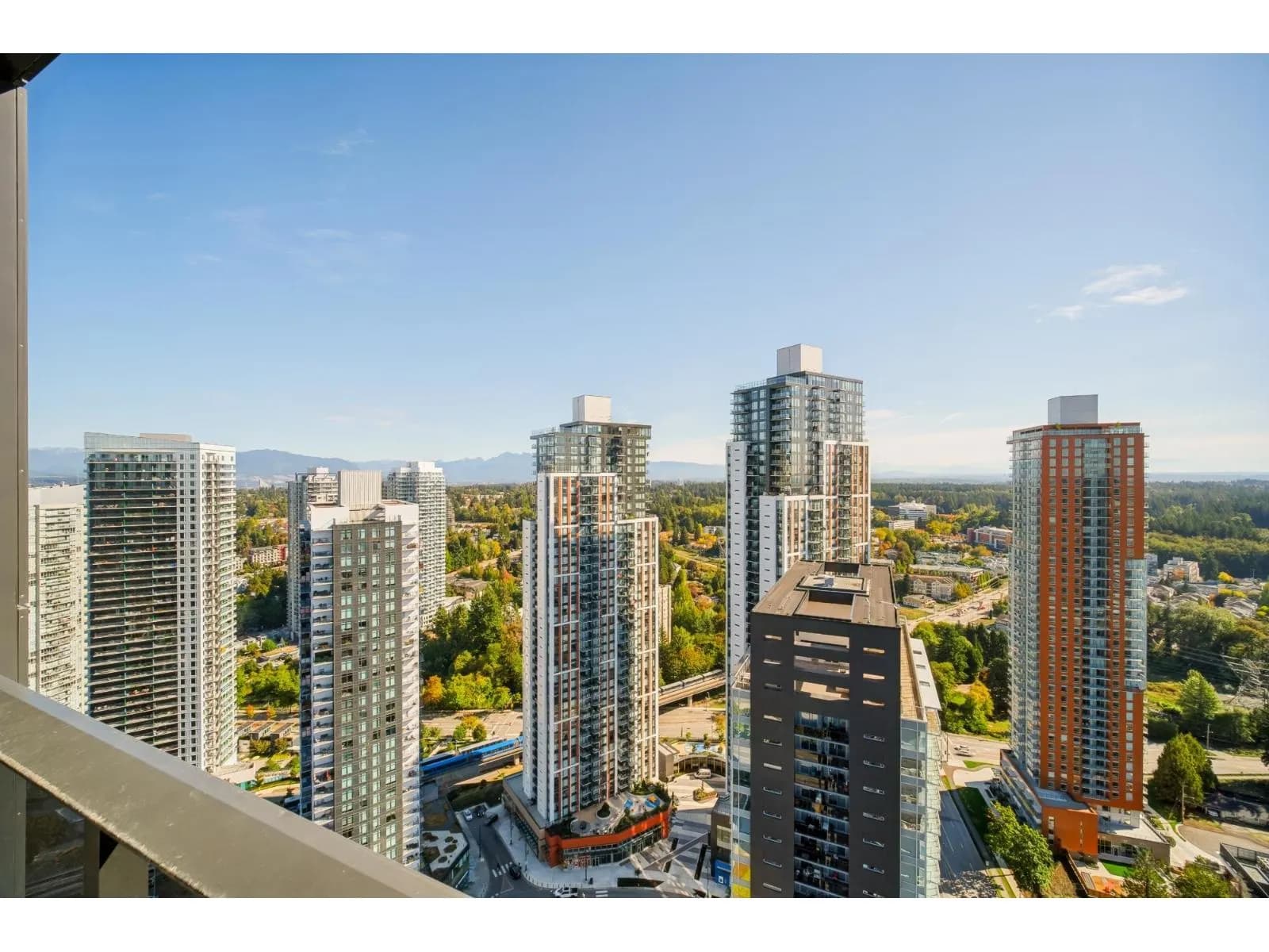 #3908 13615 FRASER HIGHWAY, Surrey, BC photo 5
