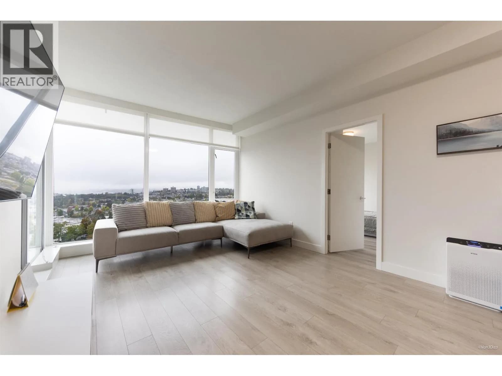#2407 1788 GILMORE AVENUE, Burnaby, BC photo 2