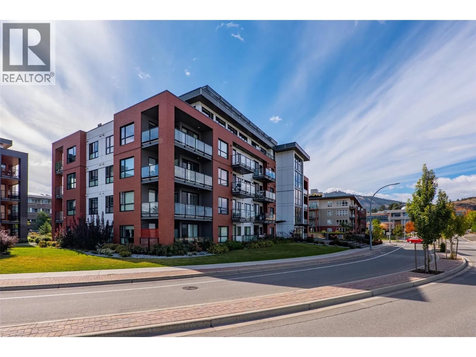 875 UNIVERSITY Drive, Kamloops