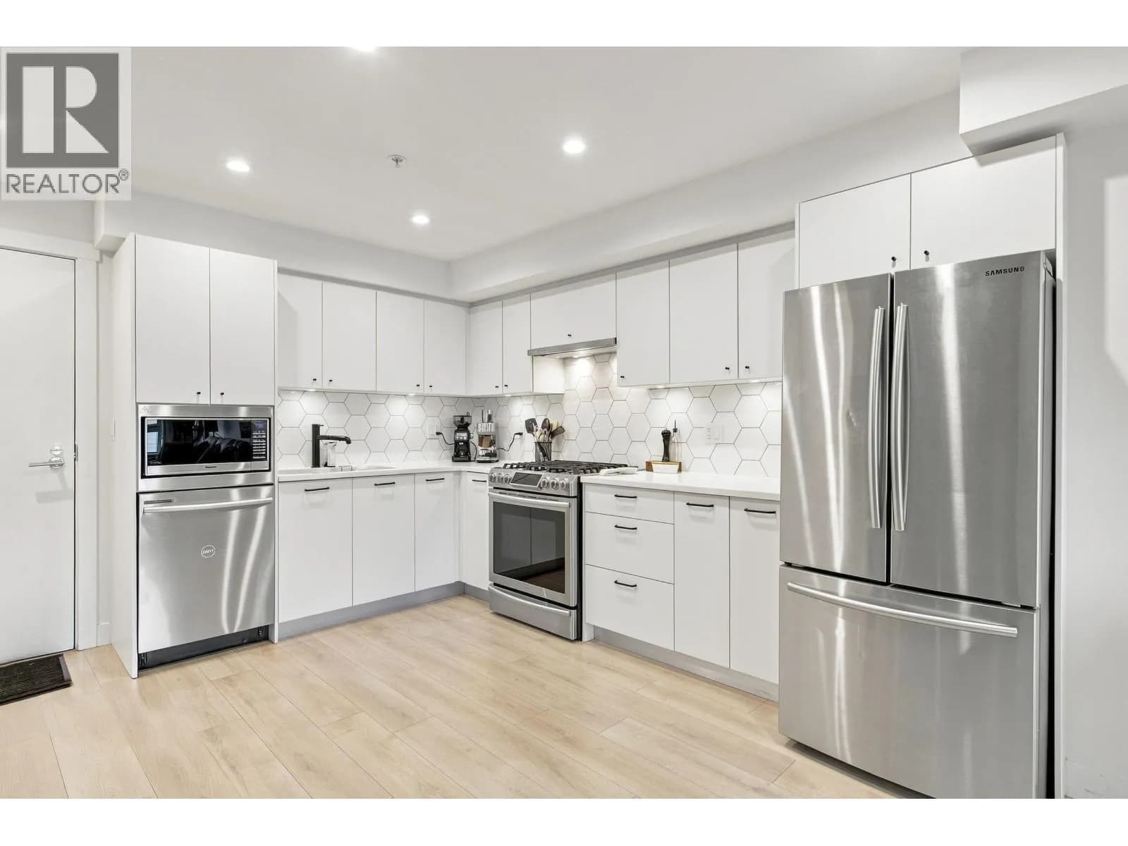 1519 CROWN STREET, North Vancouver