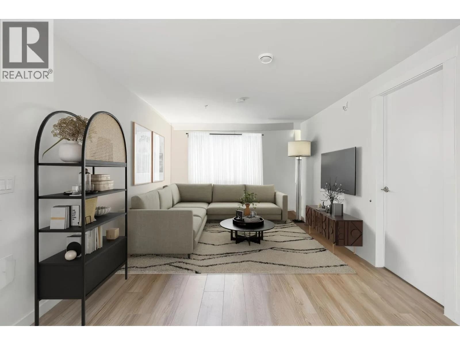 #207 232 SIXTH STREET, New Westminster, BC photo 4