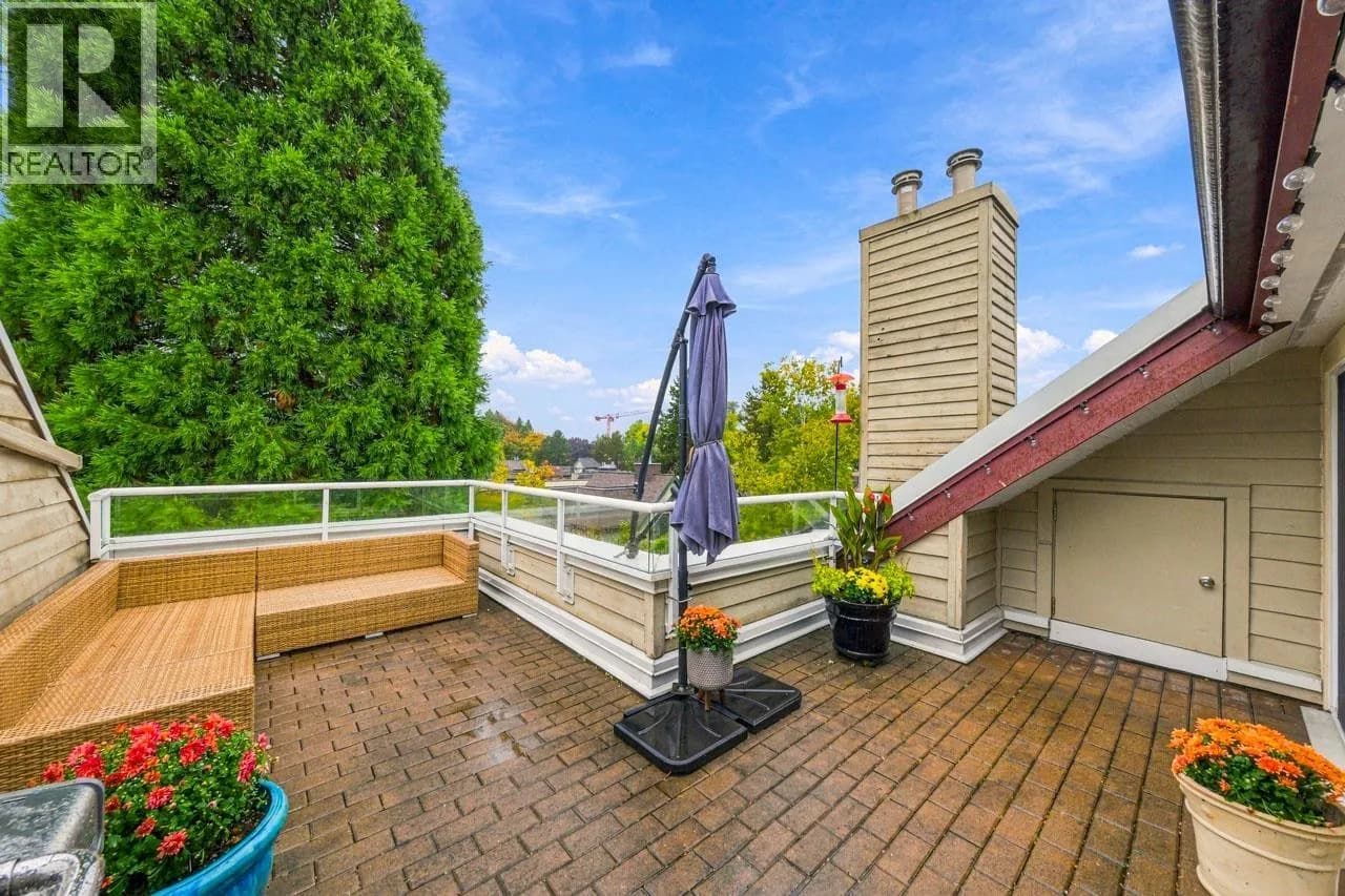 #402 3441 CURLE AVENUE, Burnaby, BC photo 4