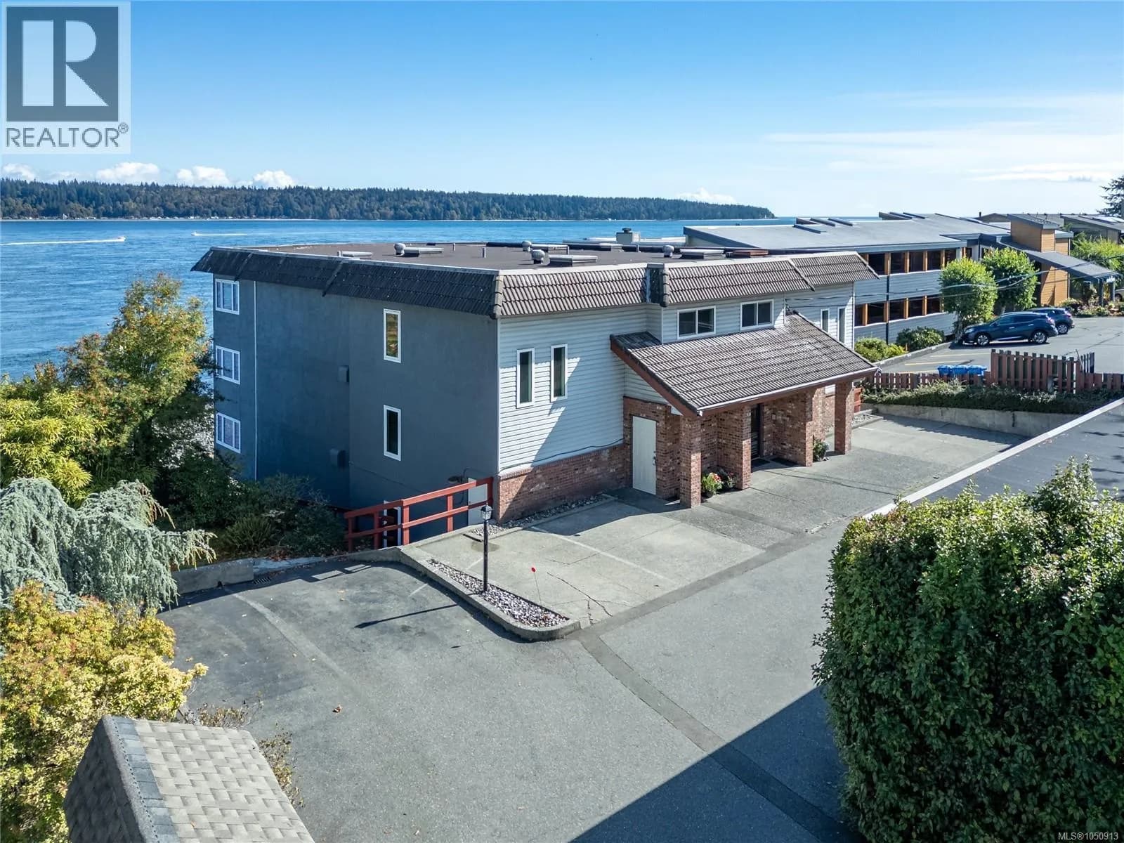 553 Island Hwy N, Campbell River