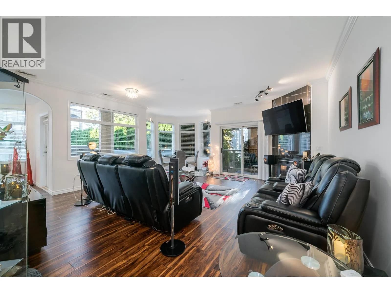 #206 634 Lequime Road, Kelowna, BC photo 4
